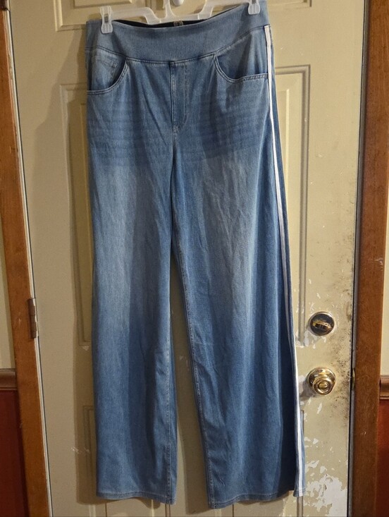 HALARA Denim - HALARA XL TALL Women’s Light Blue Wide Leg Jeans with Side Stripe